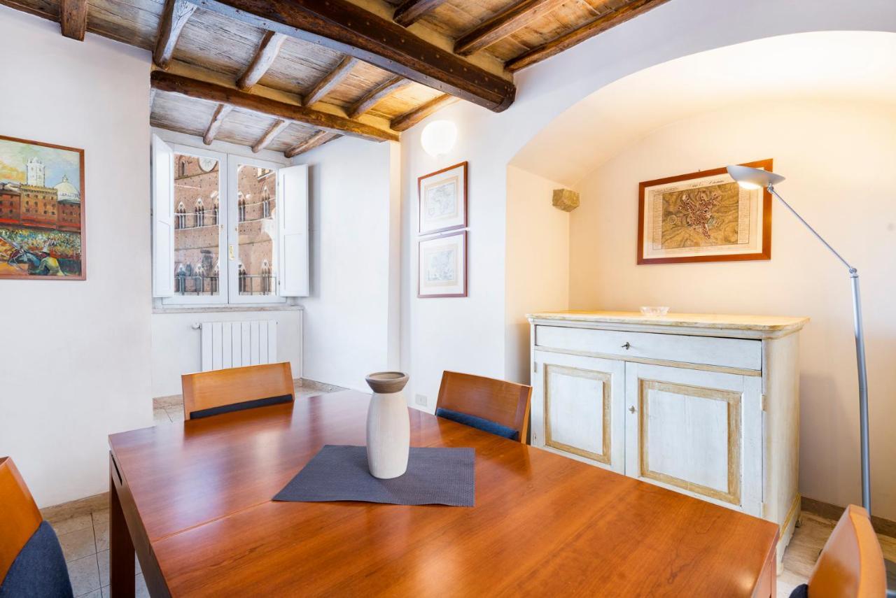 The Balcony Suite - Affaccio Su Piazza Del Campo Сиена Экстерьер фото