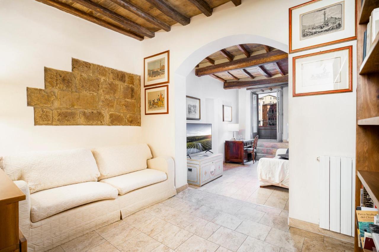 The Balcony Suite - Affaccio Su Piazza Del Campo Сиена Экстерьер фото