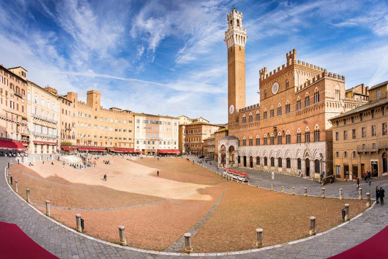 The Balcony Suite - Affaccio Su Piazza Del Campo Сиена Экстерьер фото